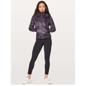 Lululemon Glyde  Scuba Hoodie in Boysenberry Size 4 Insulated Winter Jacket